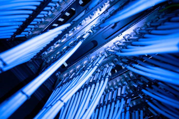 Rede FTTH: o que é, como funciona e os benefícios para sua empresa